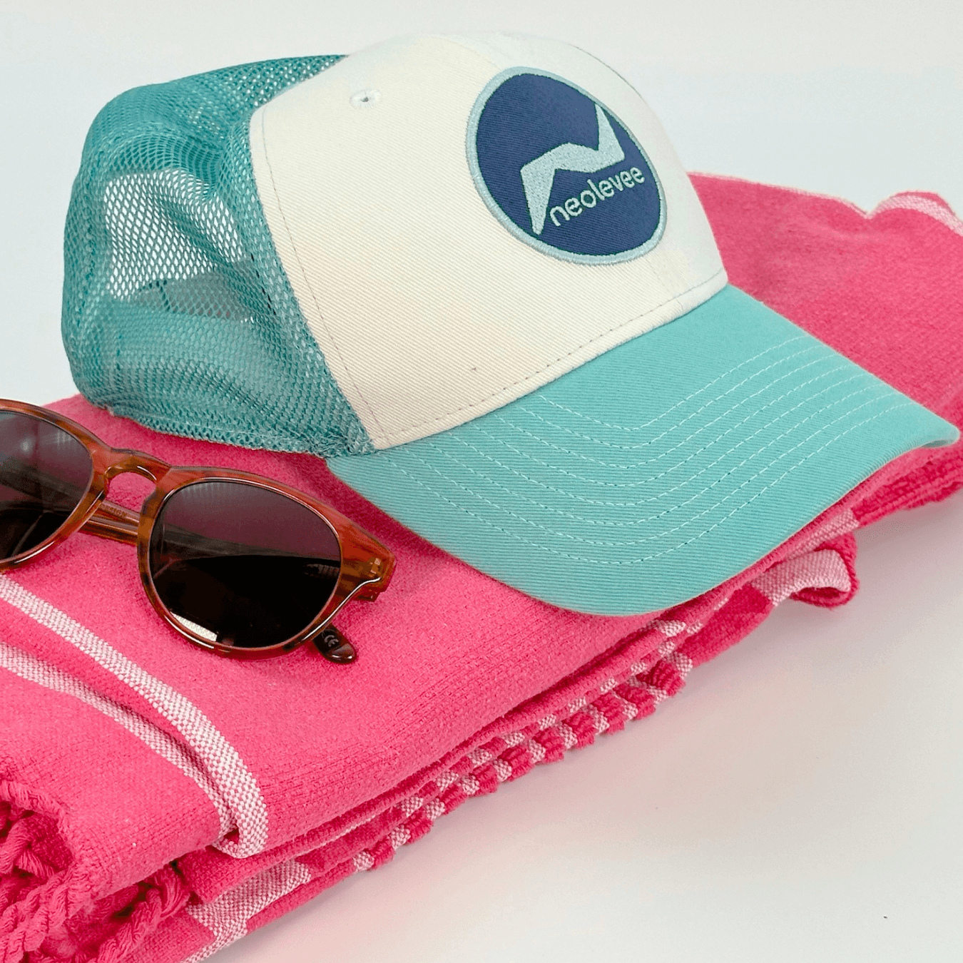 neolevee AeroLine Cap