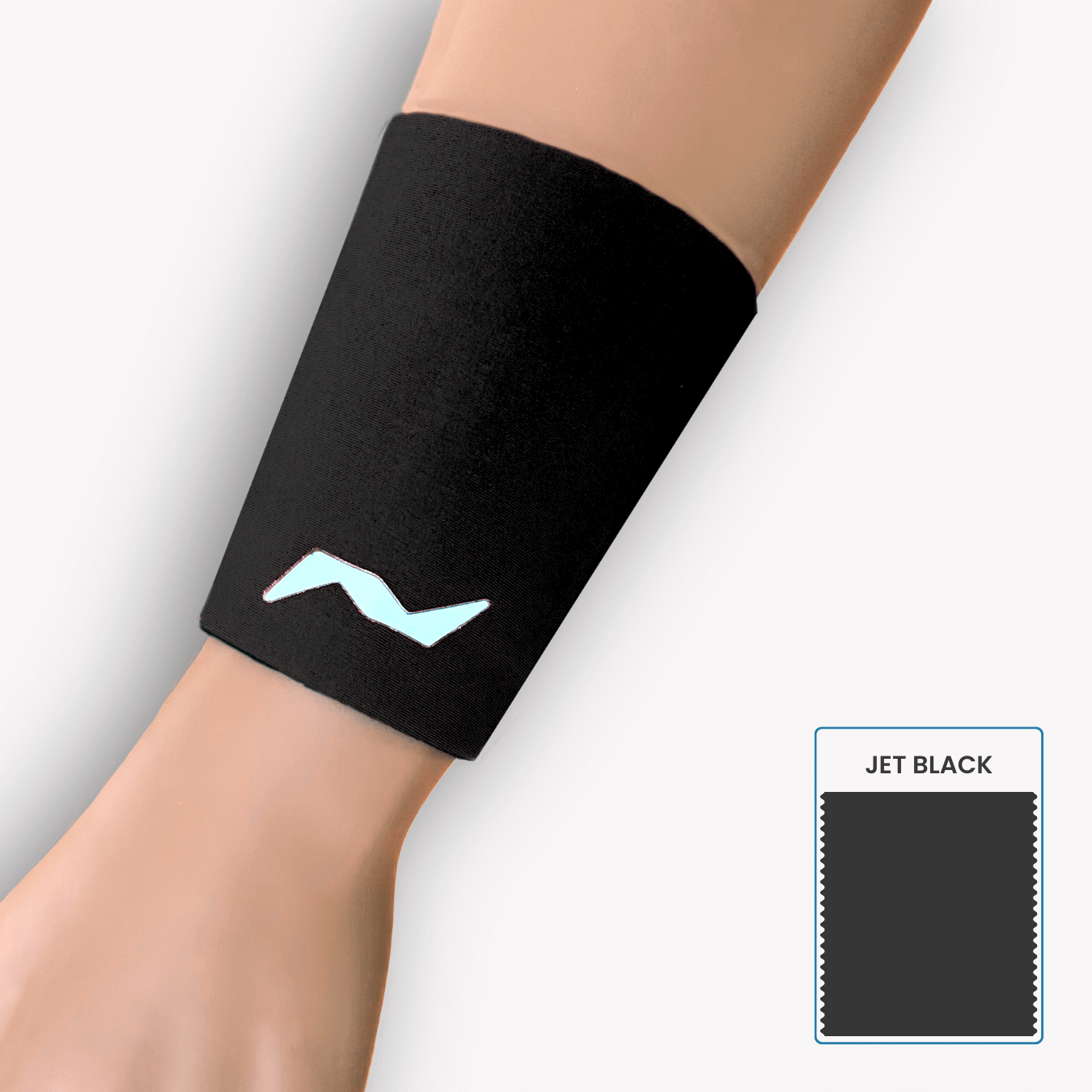 Schlichte Performance: Die PRO LINE Handgelenkbandage in Jet Black bietet dir sportlichen Halt ohne Ablenkung – unauffällig und effektiv.