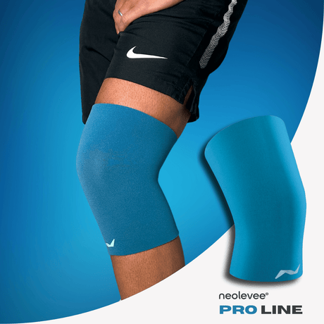 Die PRO LINE Kniebandage in Spruce Green stabilisiert dein Knie bei Bewegung – ideal für Sportarten mit hoher Belastung wie Laufen oder Tennis.