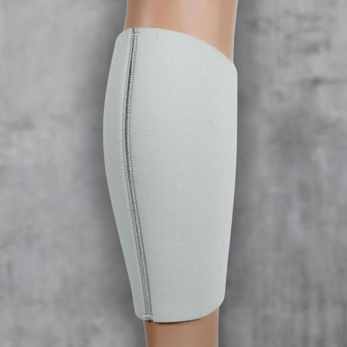 Calf sports sleeve (Calf Neo): elastic, activating, non-slip, Made in Germany